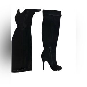 Steve Madden Vintage Ludlow Stud |Knee High Boots|Black Suede|Size 7.5|Rare Y2K
